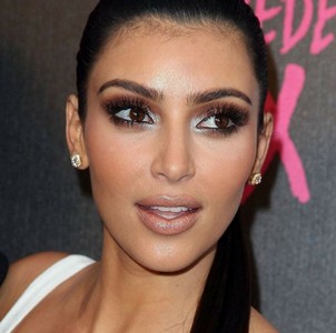 карандаш для глаз smoky eyes maybelline